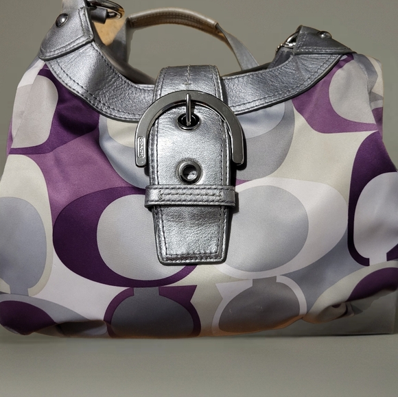 Coach 2 Piece Hobo SATEEN Scarf Print. 2011 Purple GREY SILVER AND WHITE. - Picture 12 of 12